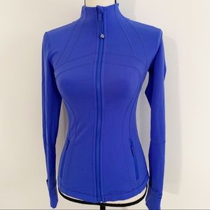 Preowned good condition Lululemon define jacket blue size 4